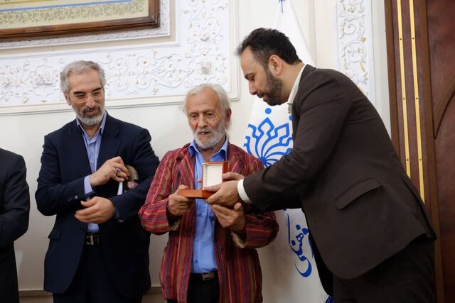 «اسحاقی»، حافظ و میراثدارِ مکتب خنیاگری