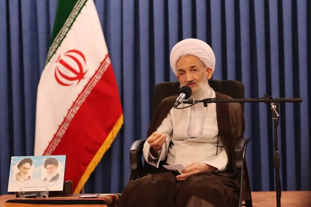 باید کاری کنیم تا چیزی به نام فقر و فقیر نداشته باشیم باید کاری کنیم تا چیزی به نام فقر و فقیر نداشته باشیم