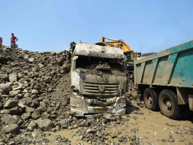 عکس از مهر علی رهنما یک فوتی و یک مفقودی در سیل سوادکوه