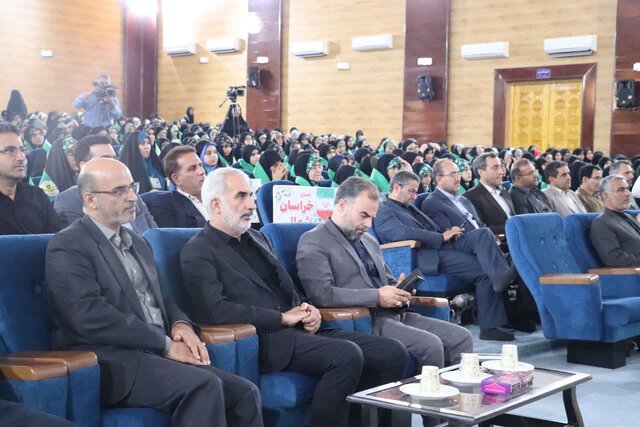 قرآن سبب دور شدن از فتنهها میشود