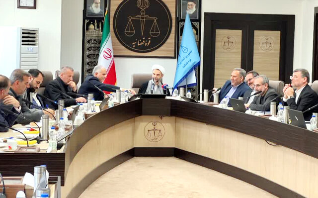 نقش همافزایی قوه قضائیه و مقننه در روند کاهش مشکلات مردم نقش همافزایی قوه قضائیه و مقننه در روند کاهش مشکلات مردم