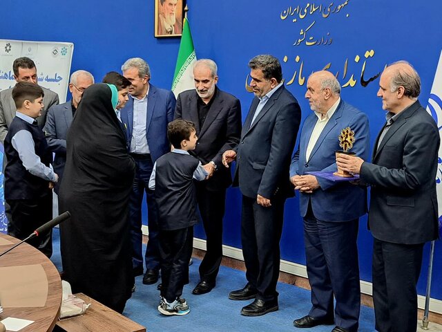 نوزدهمین دوره تجلیل از تعاونیهای برتر مازندران برگزار شد