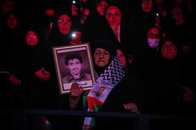 شهادت حاج قاسم سیلمانی عشق شهادت را در دلها زنده کرد