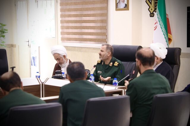 مسجد باید به هویت اسلامی خود بازگردد