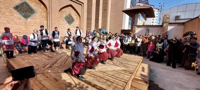 برگزاری هفت جشنواره دانش‌آموزی به مناسبت روز ملی مازندران