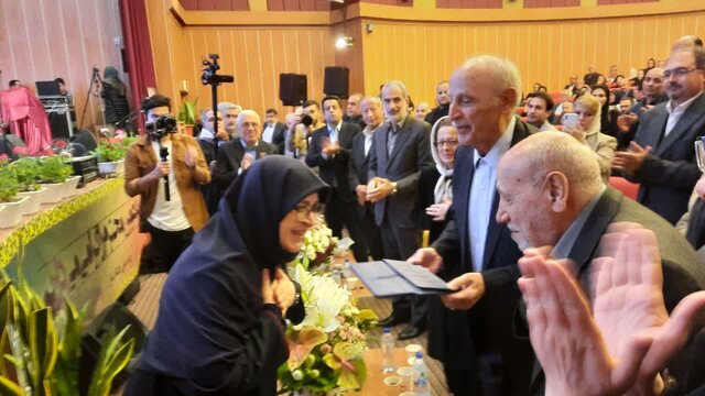 رییس جمهور از بنیانگذار جهانی خانههای بهداشت تقدیر کرد