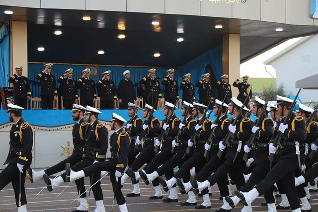 ایرانی:تلاش نیروی دریایی ایجاد امنیت سیاستهای توسعه دریا محور است