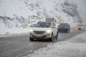 آغاز بارش پراکنده برف و باران در جاده‌های استان مرکزی