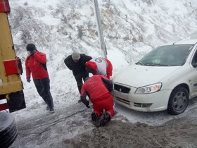 امداد رسانی هلال احمر مازندران به ۷۱۱ نفر در راه‌مانده