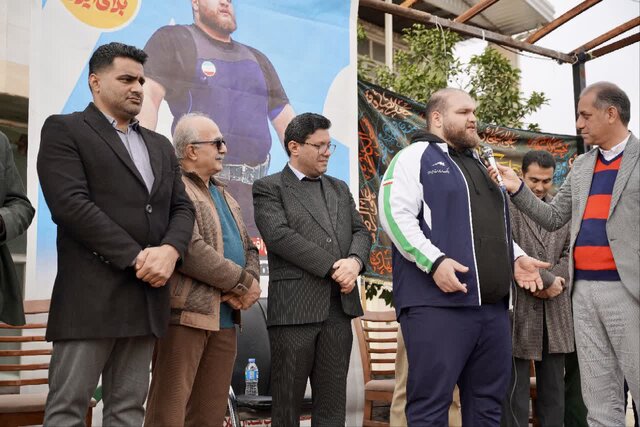 هیچوقت برای کسب مادیات به مسابقات نرفتهام