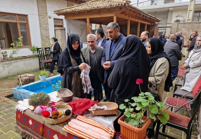 خانههای صنایعدستی پاتوق هنرمندان میشود