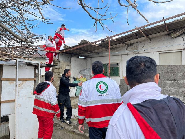 آسیبدیدگی ۱۱ منزل مسکونی در اثر توفان و وزش تندباد در جویبار