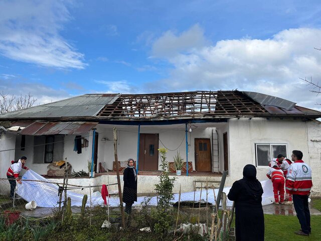 آسیبدیدگی ۱۱ منزل مسکونی در اثر توفان و وزش تندباد در جویبار