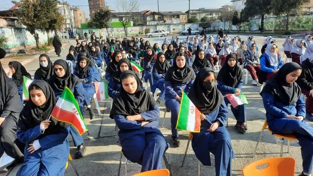 زنگ حماسه ششم بهمن در مدارس مازندران به صدا درآمد