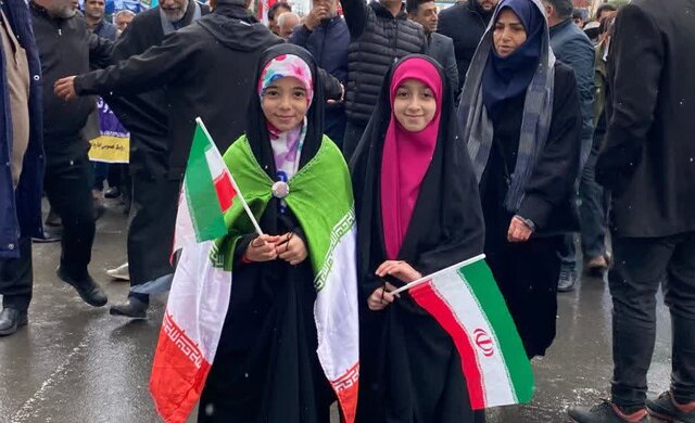 حضور پر شور و شعور مردم دیار علویان در راهپیمایی ۲۲ بهمن