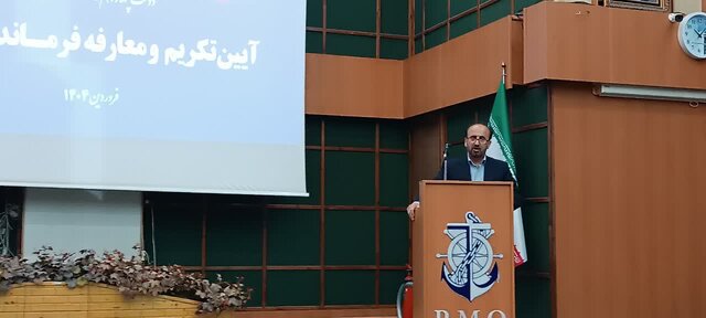 مسئولان باید در جلسات خصوصی مورد نقد قرار گیرند