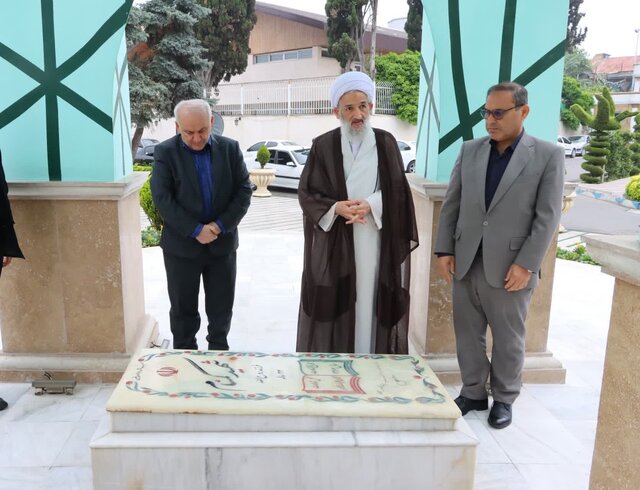 مملکت را با مذاکره گره نزنیم