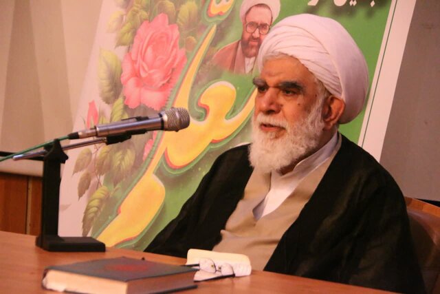 تجلیل از معلم، تکریم مقام علم آموزی است