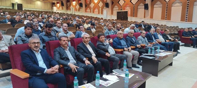 بررسی چالشهای شوراهای بخش مرکزی نوشهر در همایش شوراها