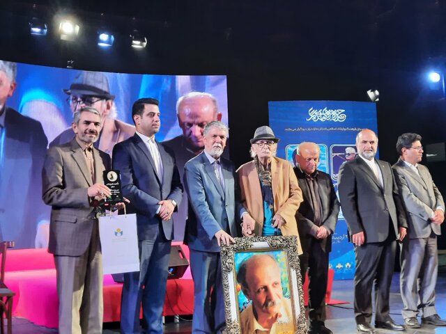 ۱۷ چهره ماندگار فرهنگ، هنر و رسانه مازندران تجلیل شدند