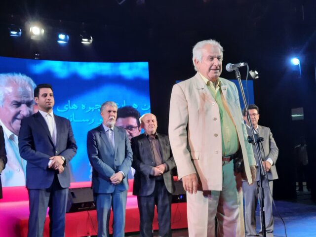 ۱۷ چهره ماندگار فرهنگ، هنر و رسانه مازندران تجلیل شدند