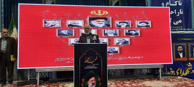 آملی ها یاد شهدای خدمت را گرامی داشتند / تجلیل از گفتمان انقلابی شهید رئیسی