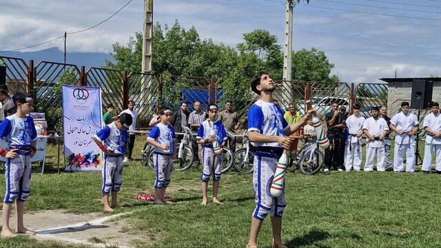 همایش بزرگ پیادهروی خانوادگی در چمستان برگزار شد