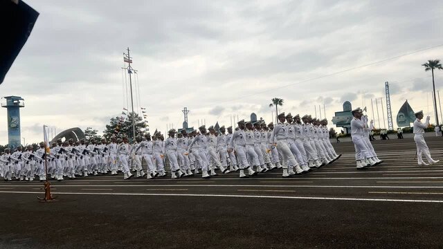 جوانان و رزمندگان ما فعل خواستن و توانستن را در آزادسازی خرمشهر صرف کردند