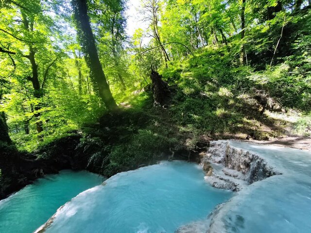 «آبشار اِسکِلیم»؛ نگین پنهان جنگلهای هیرکانی