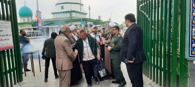 نخستین کاروان پیاده مازندران از آمل راهی مرقد امام راحل شد