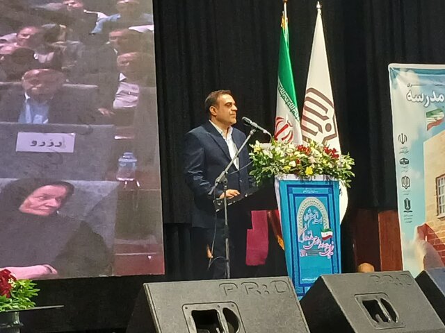 خیرین مدرسه‌ساز، فرهنگ و تمدن ایران را می‌سازند
