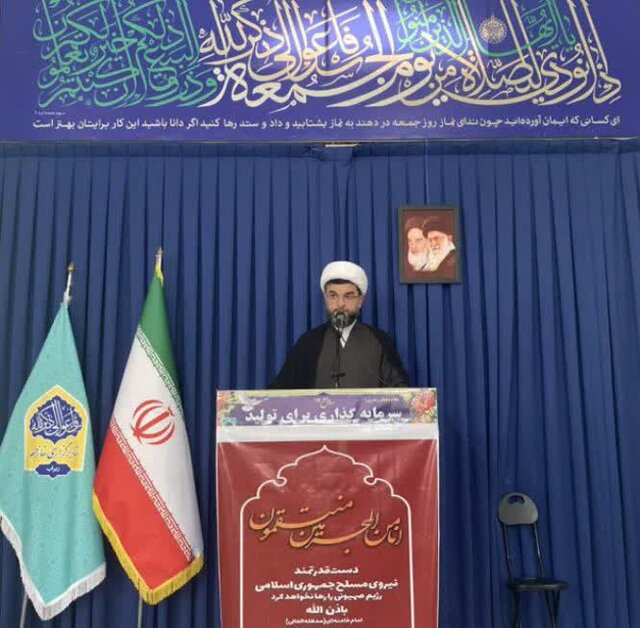 باید با اقتدا به امام علی(ع)، روحیه‌ جهادی و عدالت‌خواهی را در خود تقویت کنیم