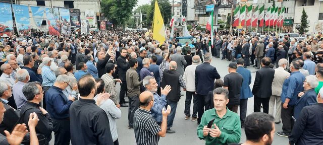 شهید عزت و اقتدار بر روی دستان مردم پایتخت علویان تشییع شد