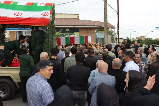 پیکر شهید راه قدس بر دستان مردم چمستان تشییع شد