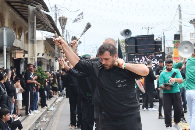 محمودآباد غرق در ماتم عاشورای حسینی