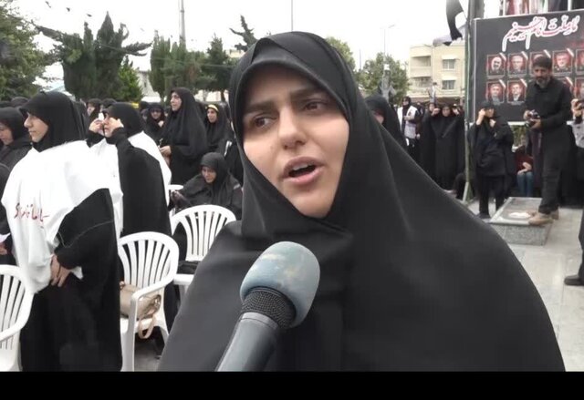 بانوان آملی در اجتماع زینبیون در حمایت از رهبر انقلاب کفن پوش شدند