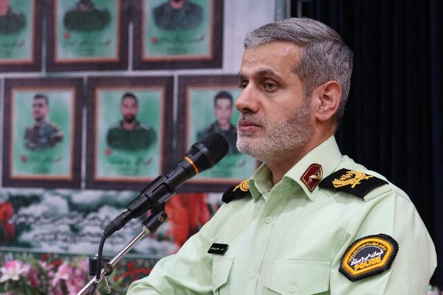 عکس از ابراهیم فلاح شهدا قدرت و اقتدار ملی را برای میهن به ارمغان آوردند