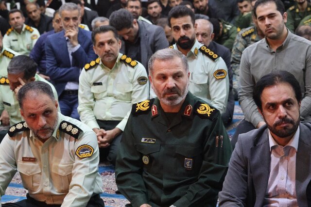 شهدا قدرت و اقتدار ملی را آفریدند