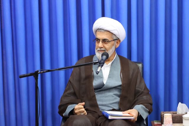دخالت‌های غیرقانونی نمایندگان مجلس در امور اجرایی باید جرم‌انگاری شود