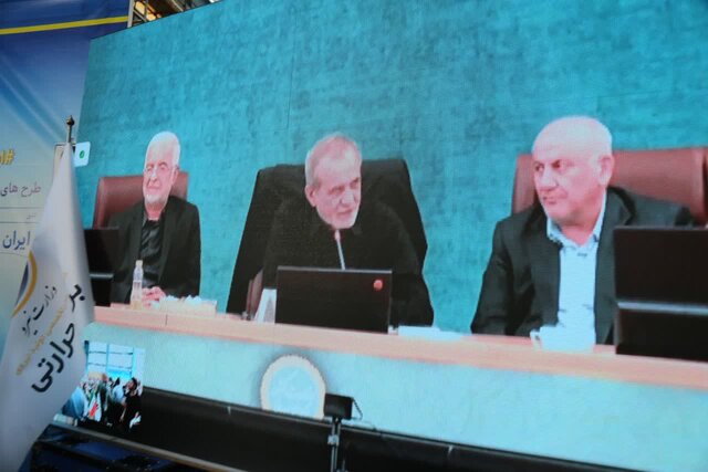 آغاز بهرهبرداری طرح بزرگ توسعه نیروگاه نکا با حضور رئیسجمهور آغاز بهرهبرداری طرح بزرگ توسعه نیروگاه نکا با حضور رئیسجمهور