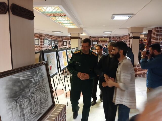 نمایشگاه «ایران جان» با ۷۴ اثر هنری در ساری گشایش یافت