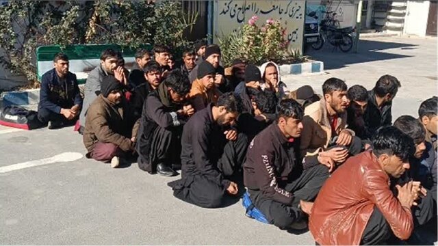 بازداشت ۳۷ نفر از اتباع غیرمجاز در نکا