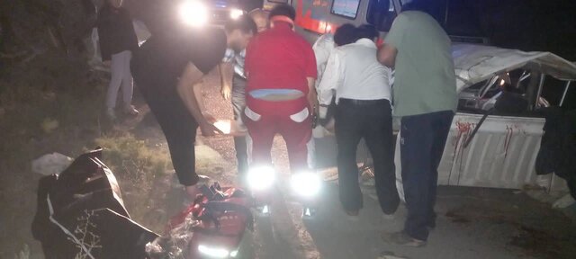 3 مصدوم و یک فوتی در واژگونی وانت مزدا در محور هراز