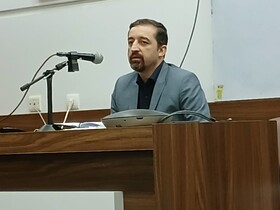 دانشگاه باشگاه سیاسی نیست