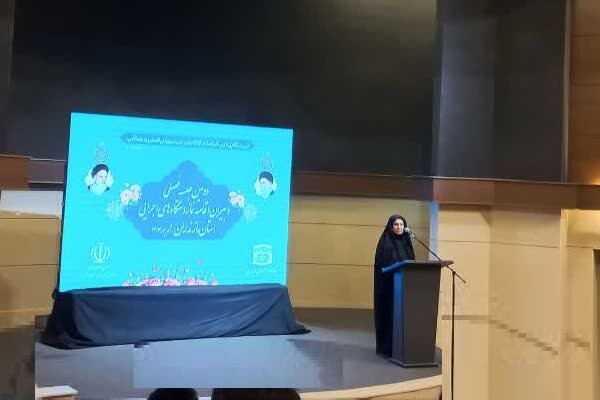 مادران، معماران فرهنگ نماز در خانواده‌ها هستند