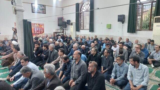 حل مشکلات معیشتی و فرهنگی اولویت نخست دولت است