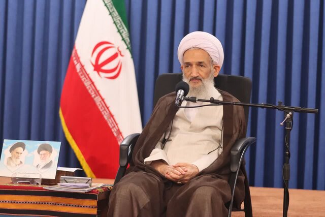  جامعه بدون ولایت به سمت گمراهی خواهد رفت