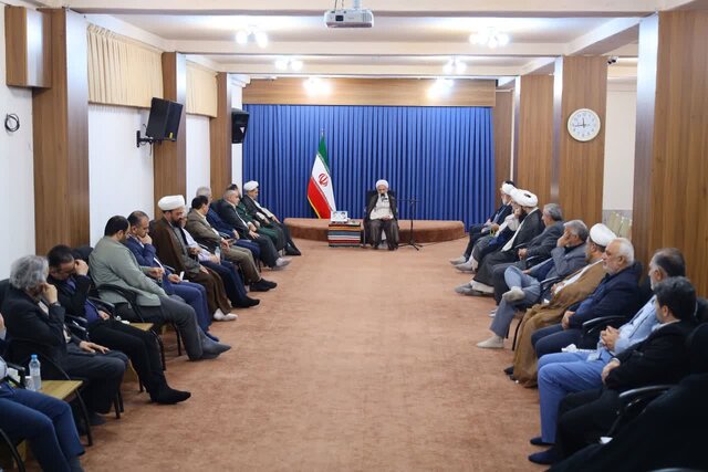 جامعه بدون ولایت به سمت گمراهی خواهد رفت