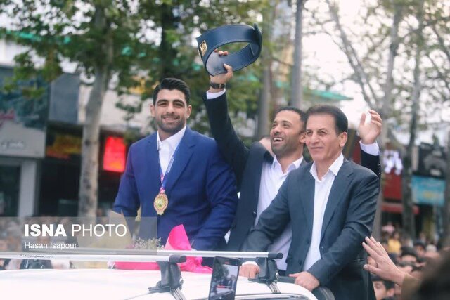 قهرمانی کشتی فرنگی در مسابقات جهانی را در المپیک آمریکا تکرار خواهیم کرد