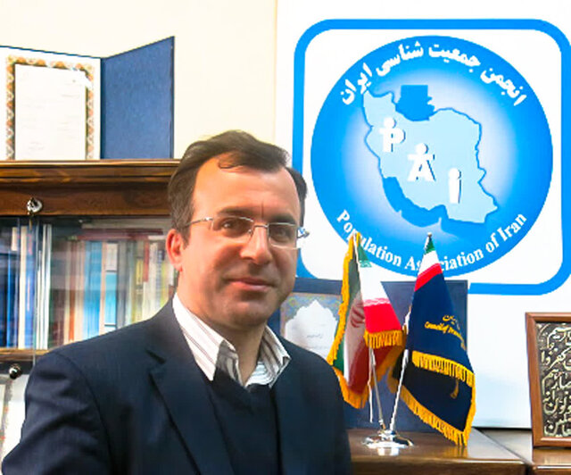 کاهش فرزندآوری مهمترین عامل سالخوردگی جمعیت است